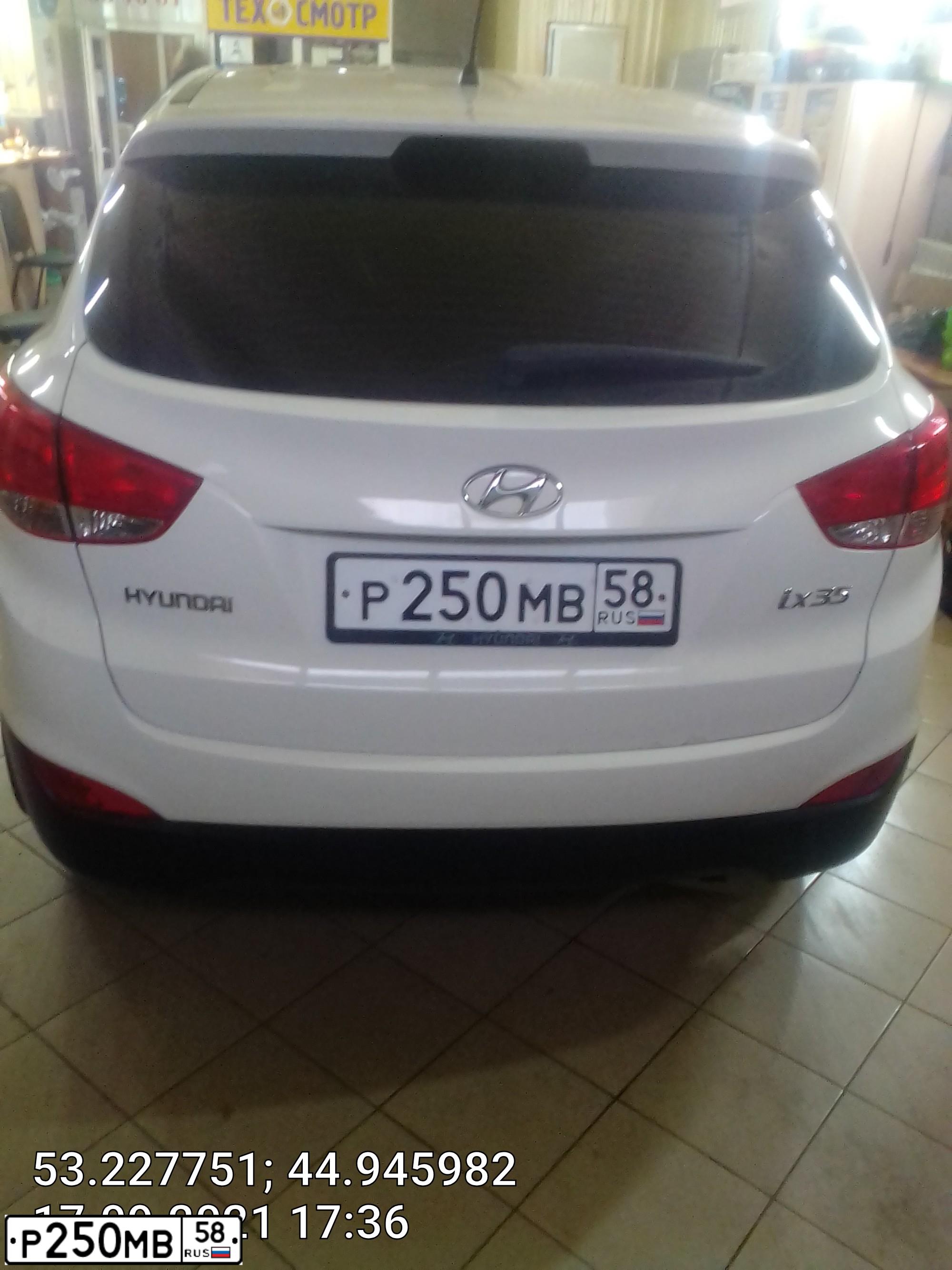 Фото автомобиля HYUNDAI IX35, 2012 — госномер Р250МВ58. Цвет: БЕЛЫЙ