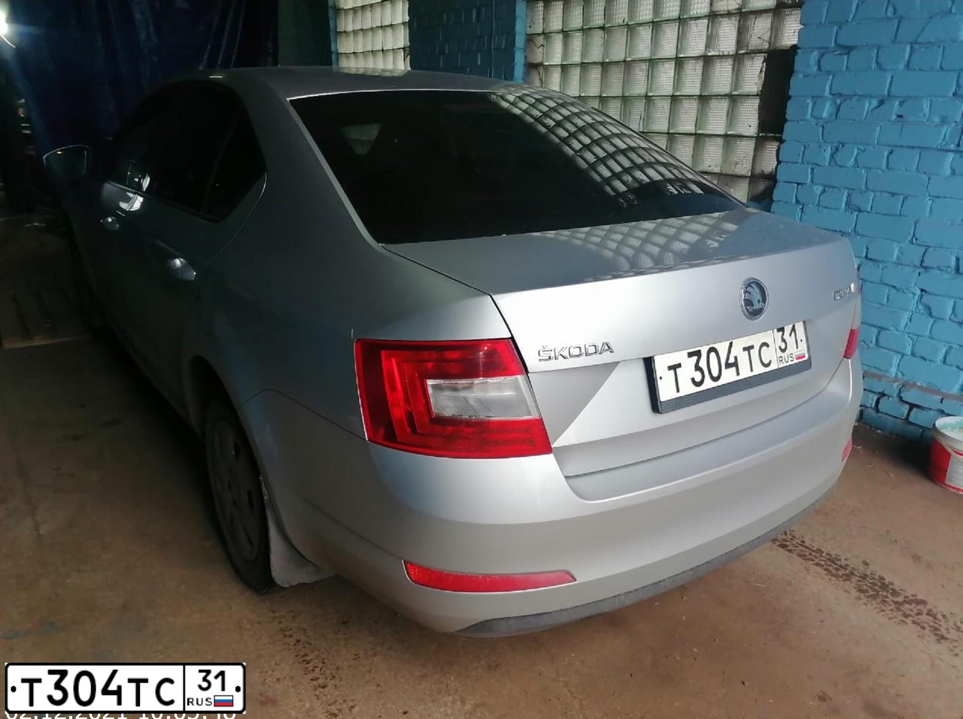 Фото автомобиля SKODA OCTAVIA, 2014 — госномер Т304ТС31. Цвет: Серебристый