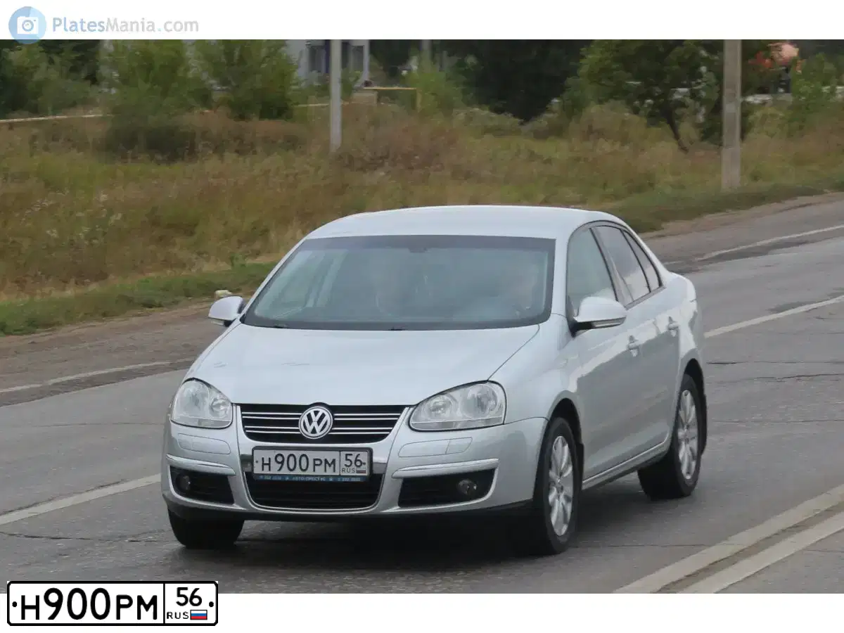 Фото автомобиля VOLKSWAGEN JETTA, 2008 — госномер В087ЕР164. Цвет: СЕРЕБРИСТЫЙ