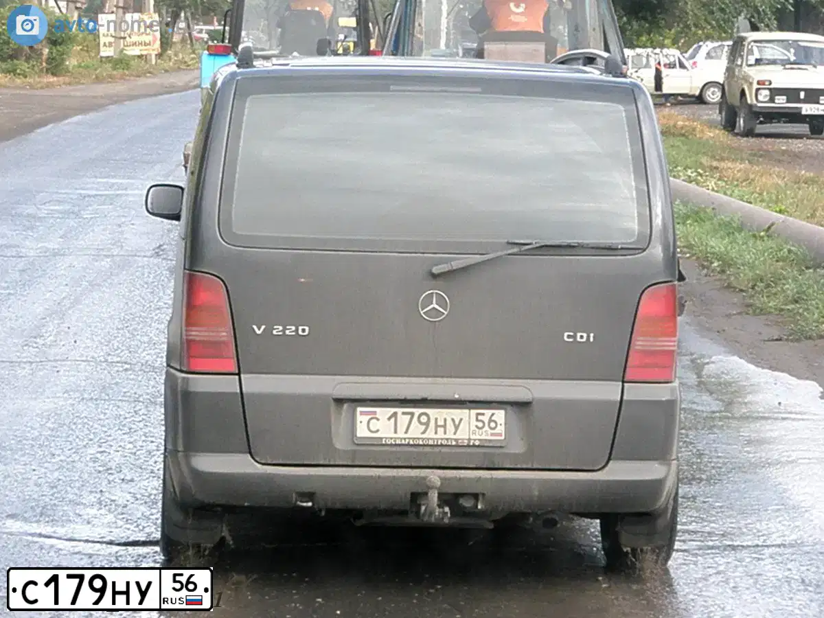Фото автомобиля MERCEDES-BENZ VITO, 2003 — госномер М645ТТ69. Цвет: ЧЕРНЫЙ