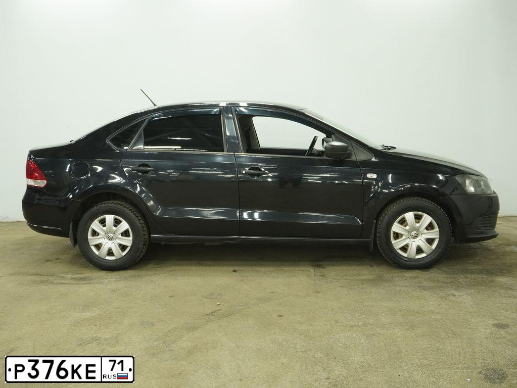 Фото автомобиля VOLKSWAGEN POLO, 2013 — госномер Р376КЕ71. Цвет: ЧЕРНЫЙ