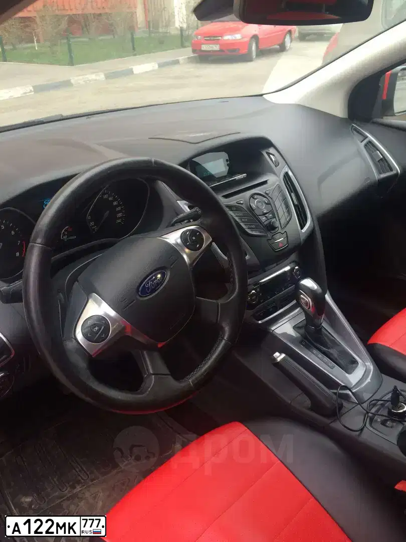Фото автомобиля TOYOTA CAMRY, 2014 — госномер Е611КМ138. Цвет: ЧЕРНЫЙ МЕТАЛЛИК