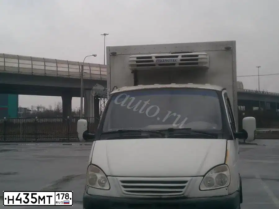 Фото автомобиля GAZ 3302, 2007 — госномер В918КТ761. Цвет: Белый
