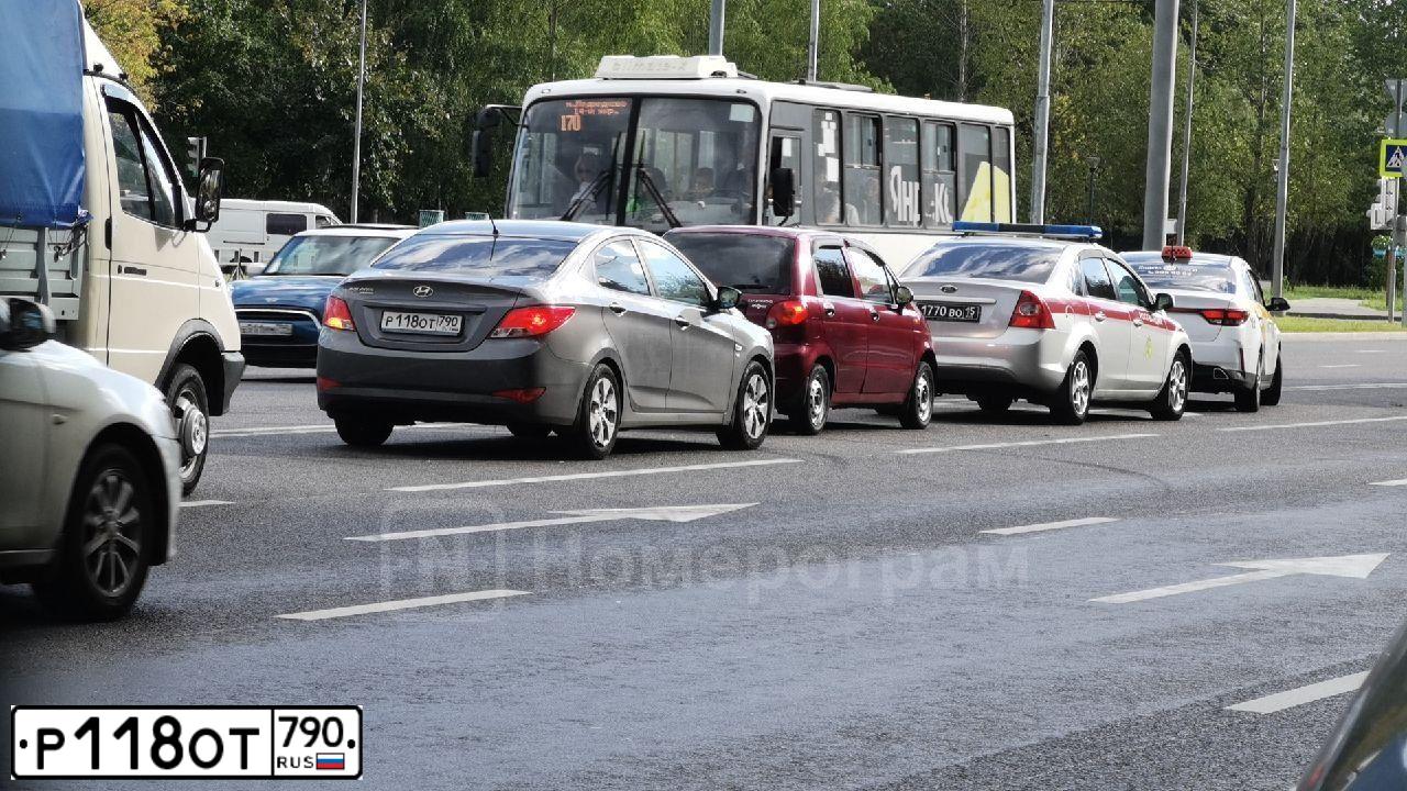 Фото автомобиля HYUNDAI SOLARIS, 2016 — госномер Т877УН69