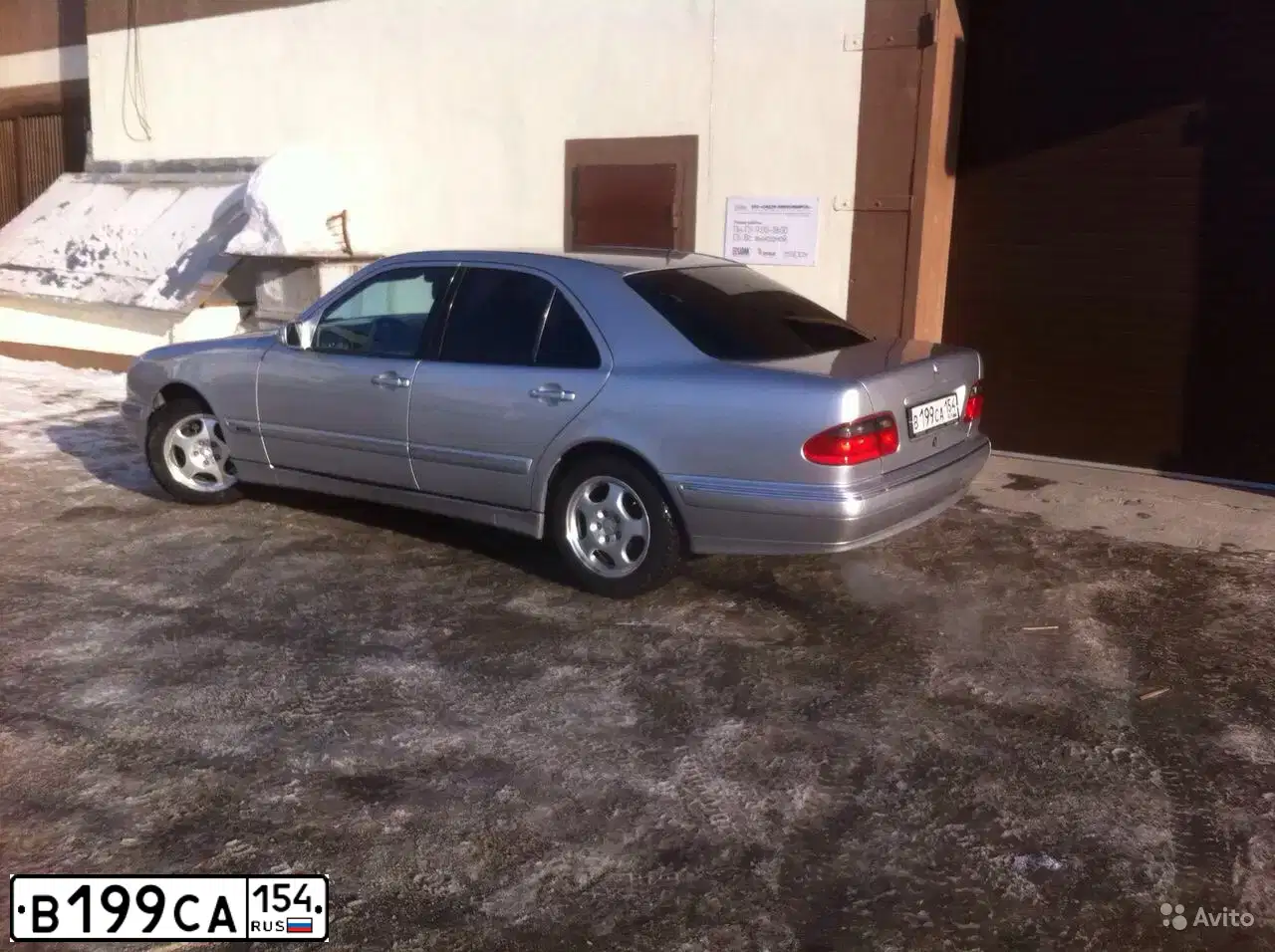 Фото автомобиля MERCEDES E-KLASSE, 1999 — госномер В199СА154. Цвет: Серебристый