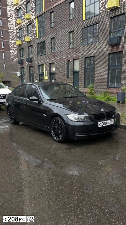 Фото автомобиля BMW SERIE 3, 2007 — госномер С208РС790. Цвет: ЧЕРНЫЙ