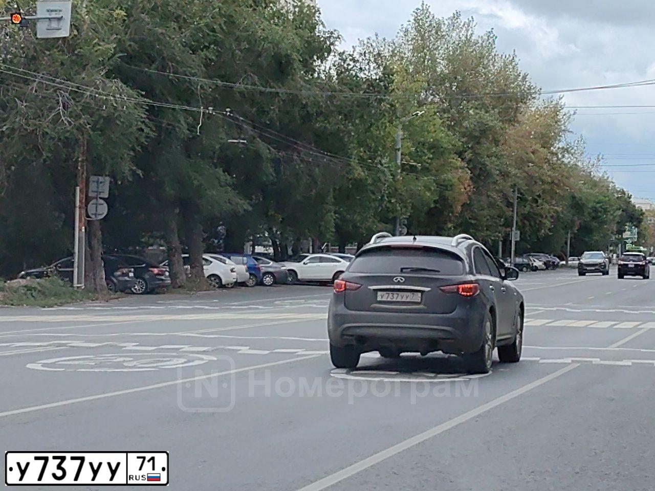 Фото автомобиля VOLKSWAGEN GOLF, 2011 — госномер Т959ХЕ71. Цвет: ЧЕРНЫЙ
