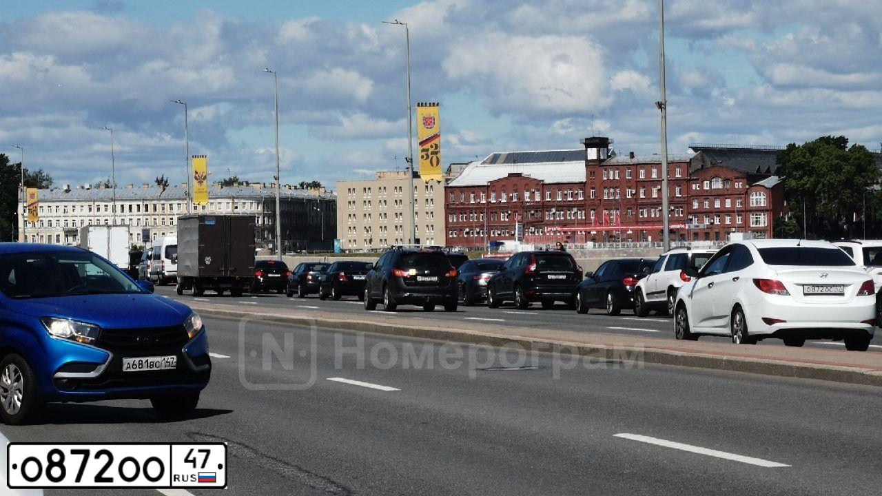 Фото автомобиля MERCEDES S-KLASSE, 2014 — госномер О213ОО77. Цвет: ЧЕРНЫЙ