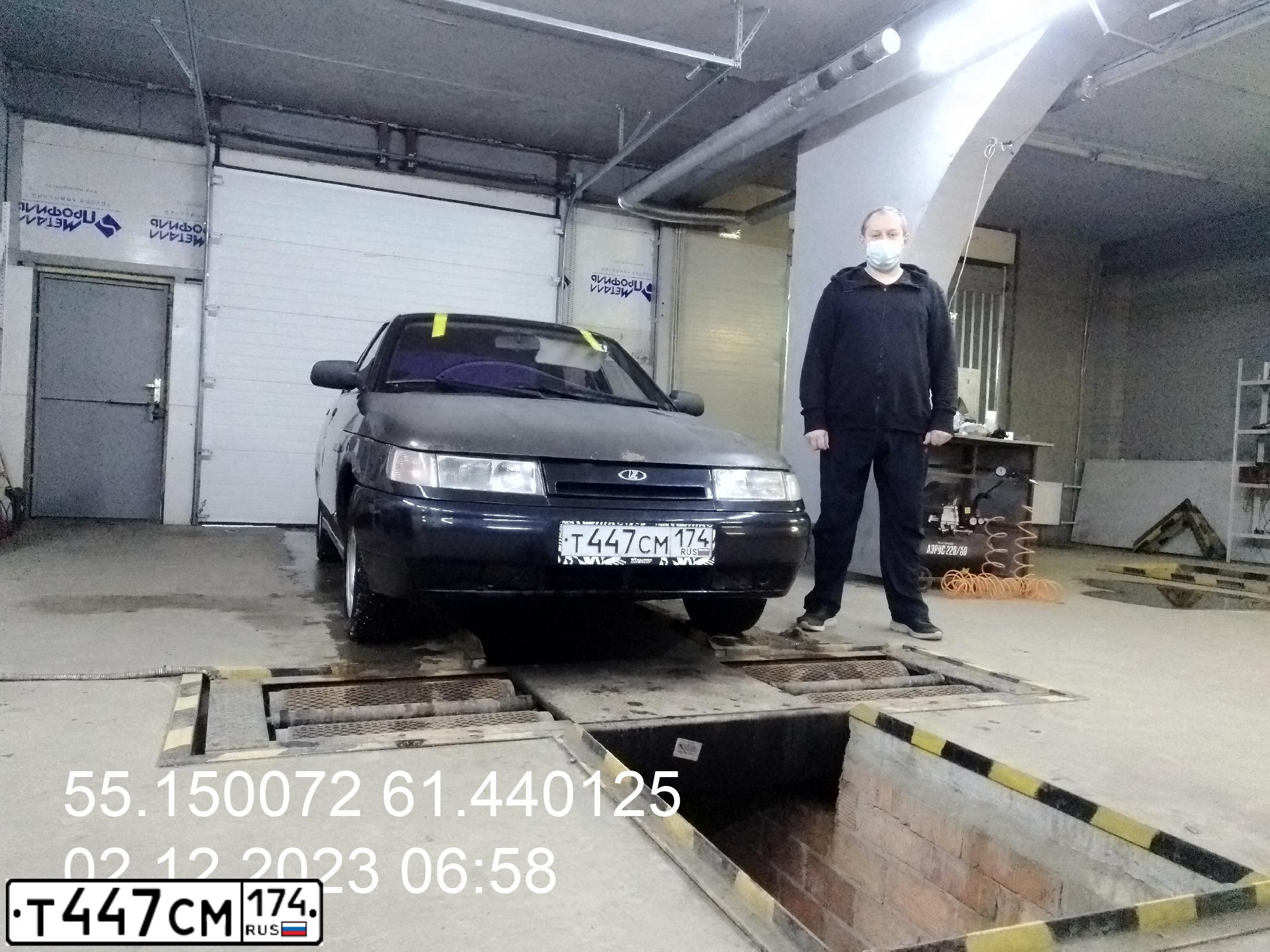 Фото автомобиля LADA 2110, 2001 — госномер М080НМ74. Цвет: ЧЕРНЫЙ