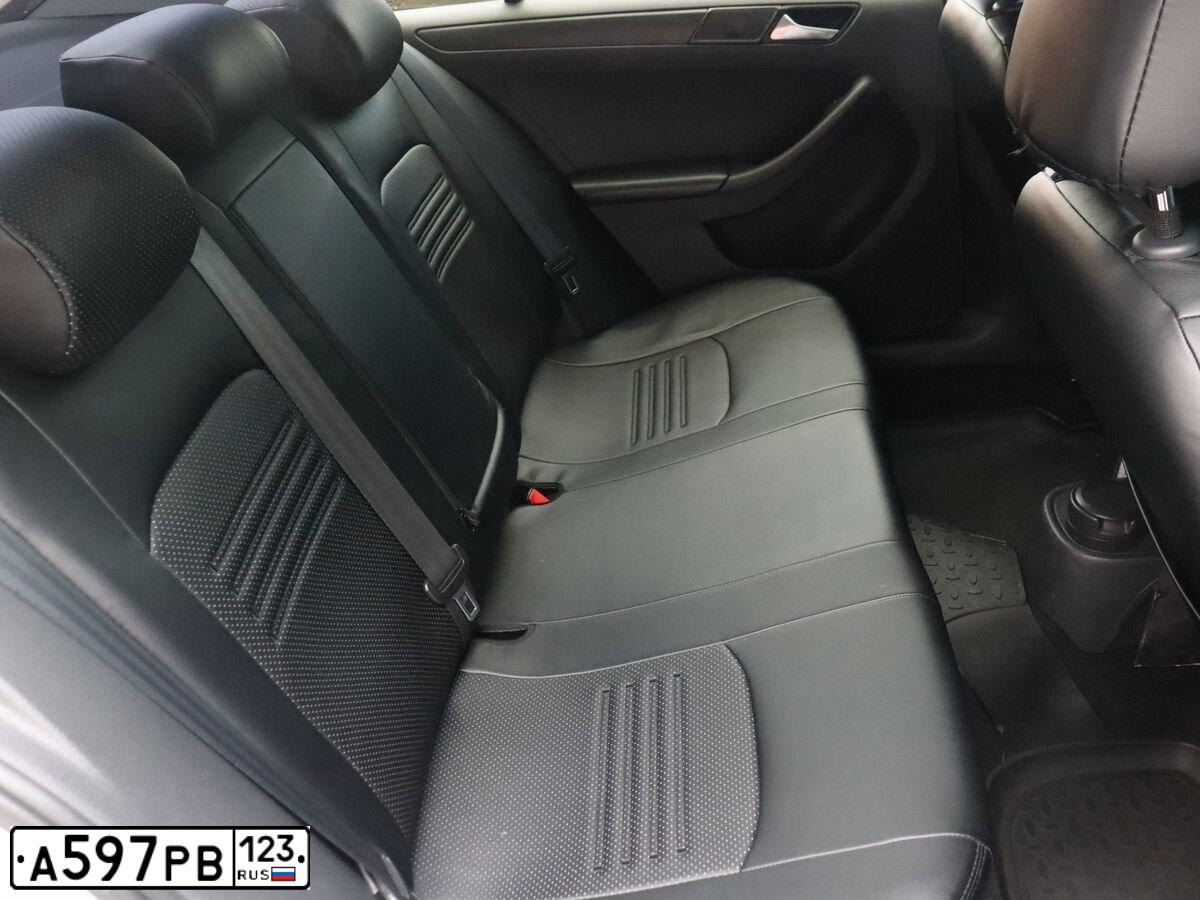 Фото автомобиля VOLKSWAGEN JETTA, 2015 — госномер У843ВЕ180