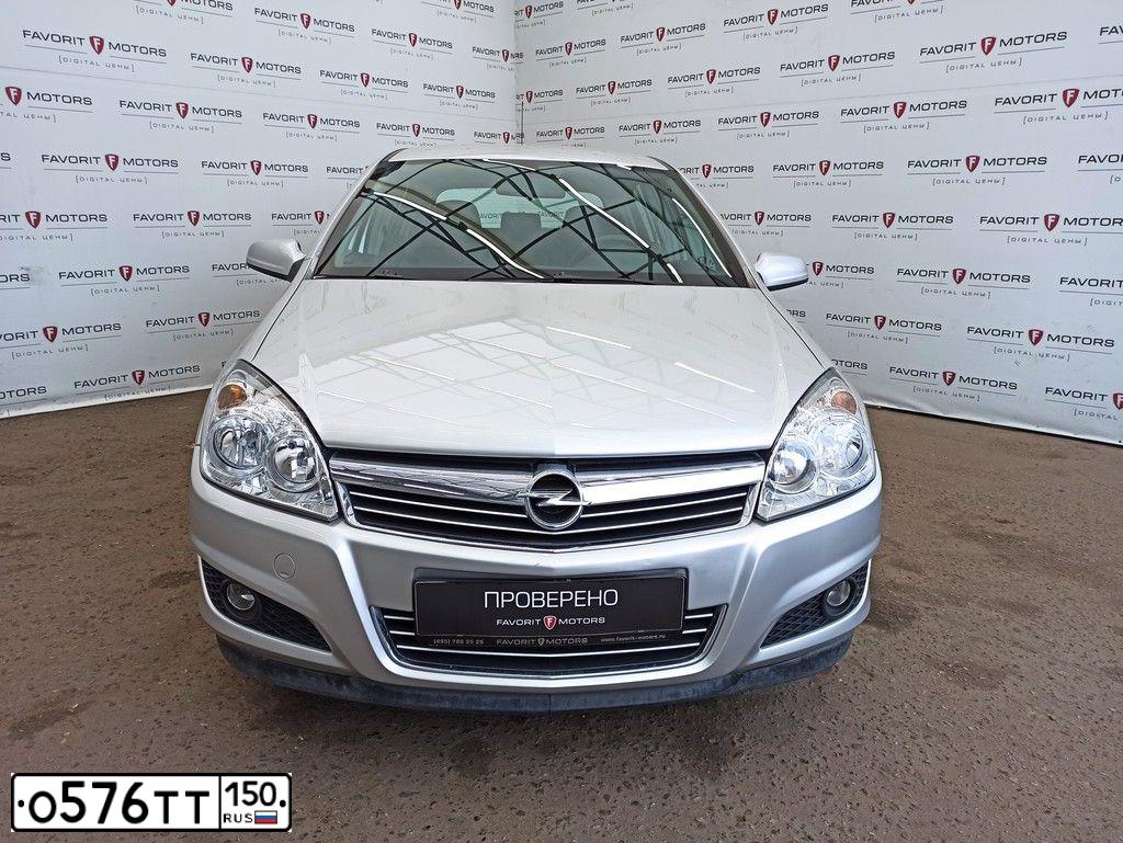Фото автомобиля OPEL ASTRA, 2008 — госномер Х540КТ790. Цвет: Серый