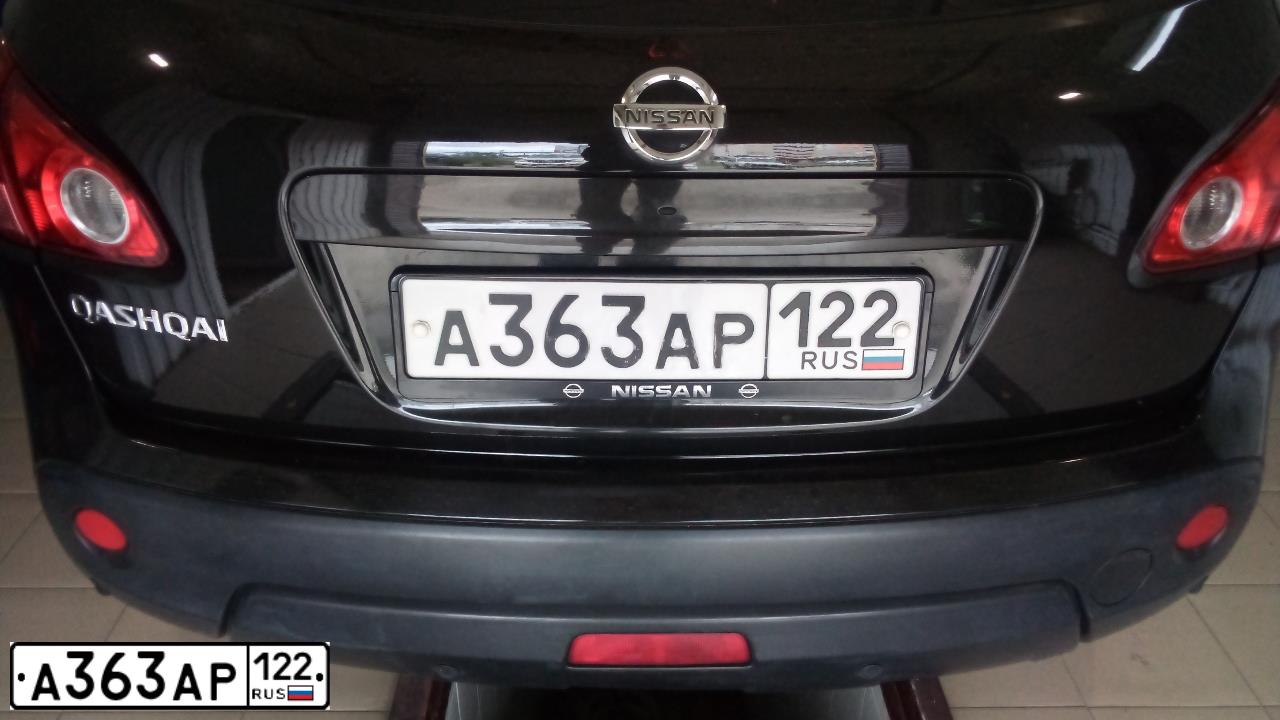Фото автомобиля NISSAN QASHQAI, 2007 — госномер М317ТМ177. Цвет: ЧЕРНЫЙ