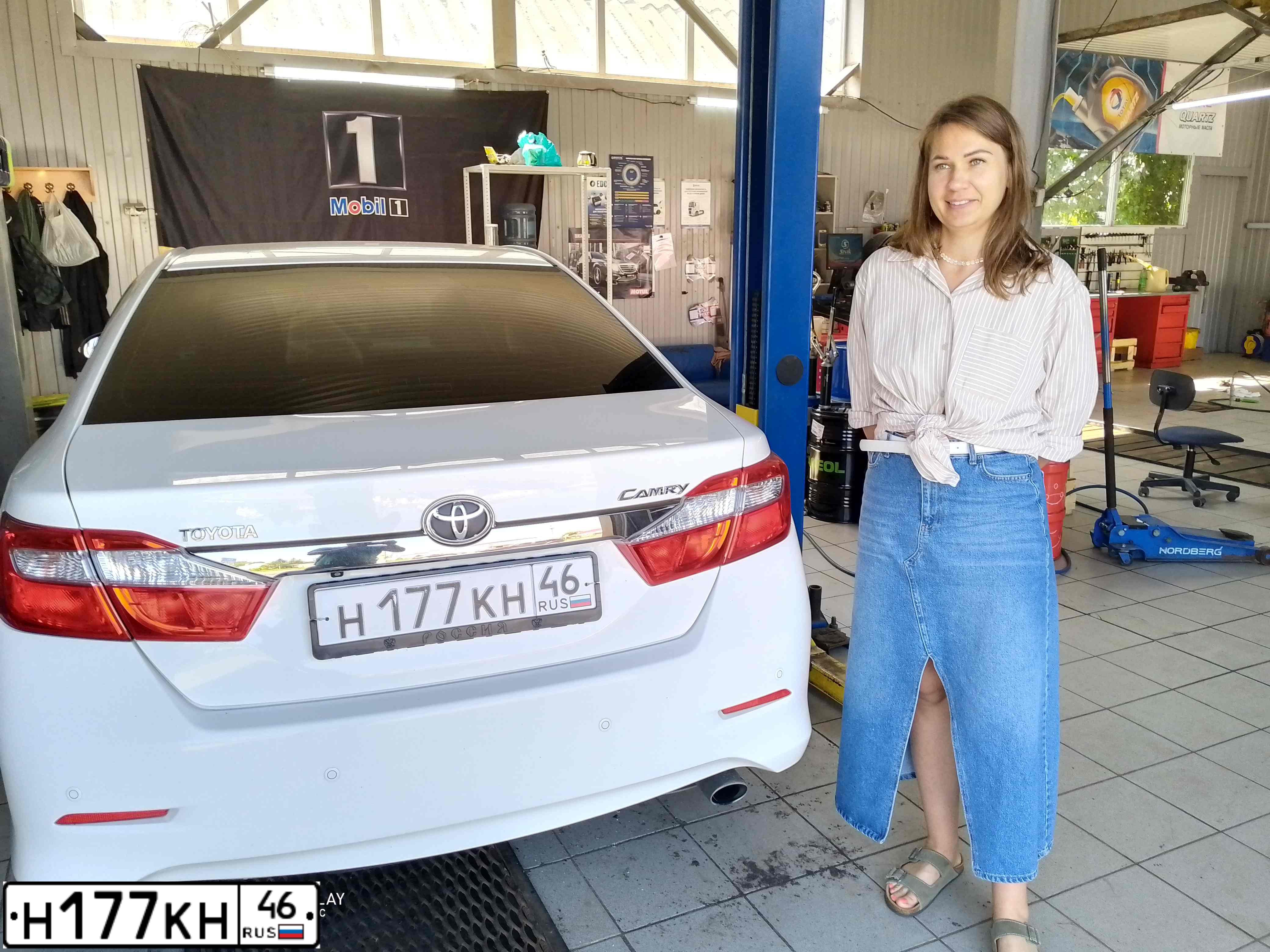 Фото автомобиля TOYOTA AVENSIS, 2007 — госномер Н177КН46. Цвет: СЕРЕБРИСТЫЙ