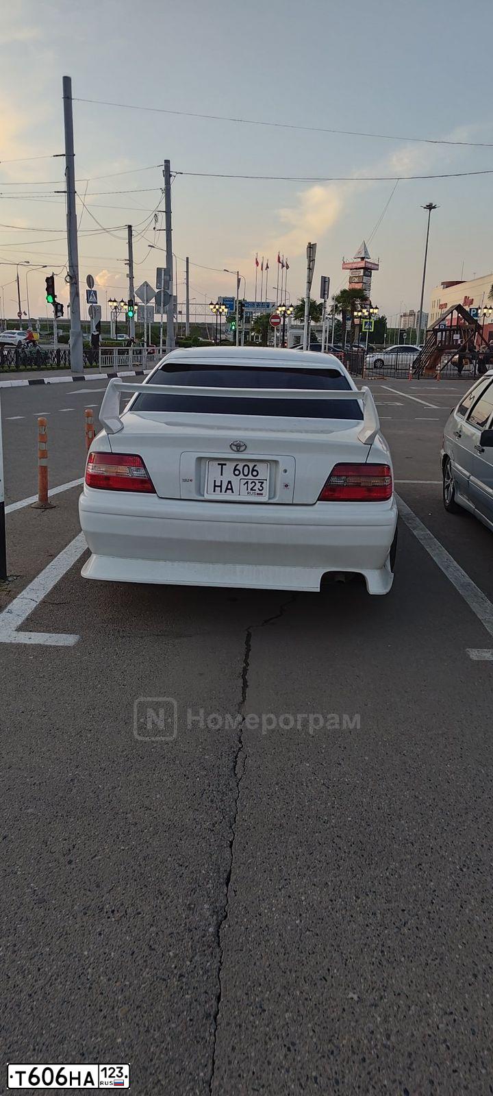 Фото автомобиля TOYOTA CHASER, 1998 — госномер С209ЕА126