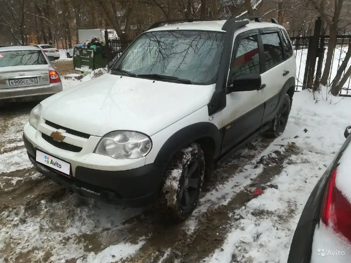 Фото автомобиля LADA 2114 SAMARA, 2008 — госномер Е900СС163. Цвет: СВЕТЛО-СЕРЕБРИСТЫЙ МЕТАЛЛ