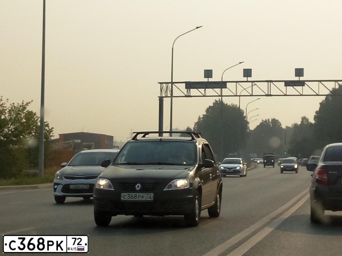 Фото автомобиля RENAULT LOGAN, 2013 — госномер С368РК72. Цвет: ЧЕРНЫЙ
