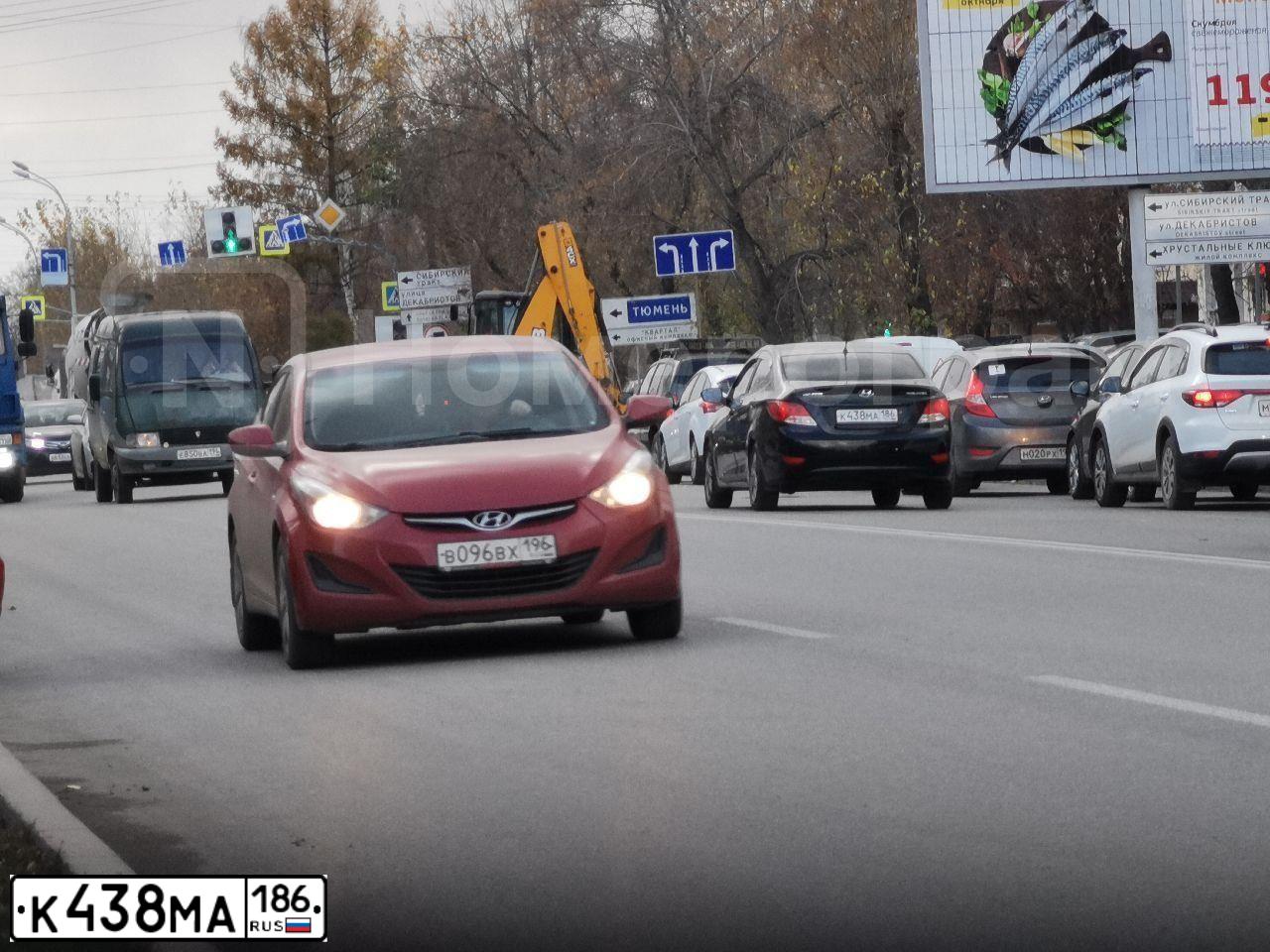 Фото автомобиля HYUNDAI SOLARIS, 2012 — госномер К438МА186. Цвет: ЧЕРНЫЙ
