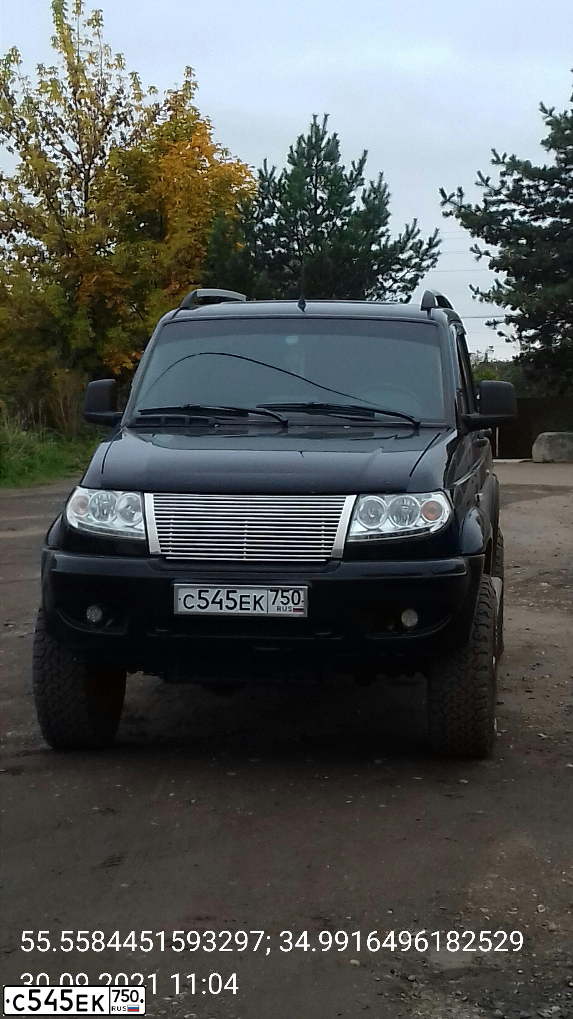 Фото автомобиля UAZ 3163 PATRIOT, 2014 — госномер С545ЕК750. Цвет: ЧЕРНЫЙ