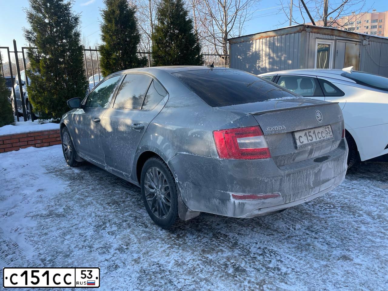 Фото автомобиля LADA 2114 SAMARA, 2010 — госномер С151СС53. Цвет: СИНЕ-ЧЕРНЫЙ