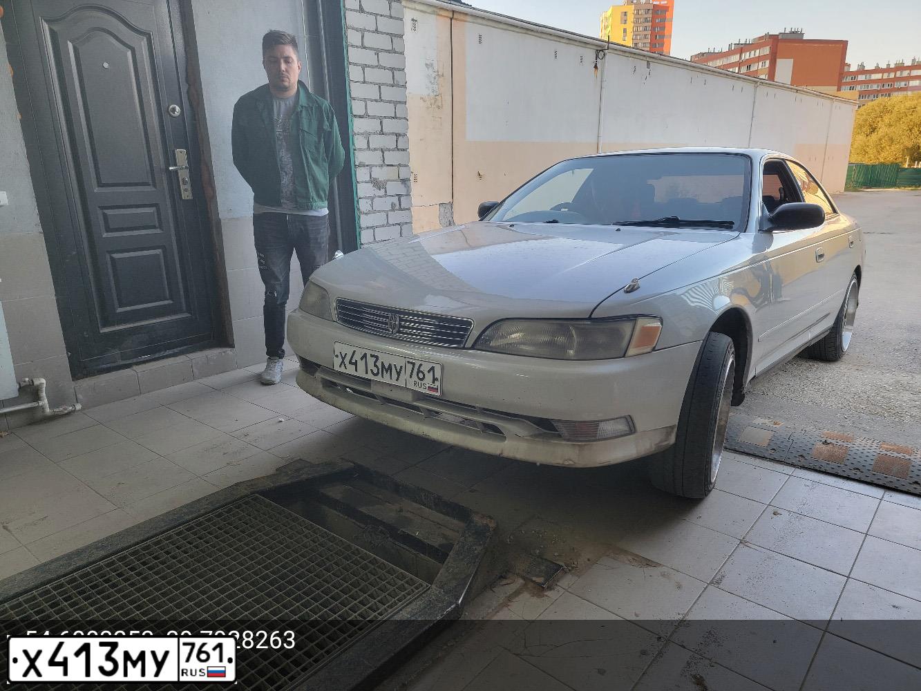 Фото автомобиля ТОЙОТА МАРК 2, 1987 — госномер Е649УК62