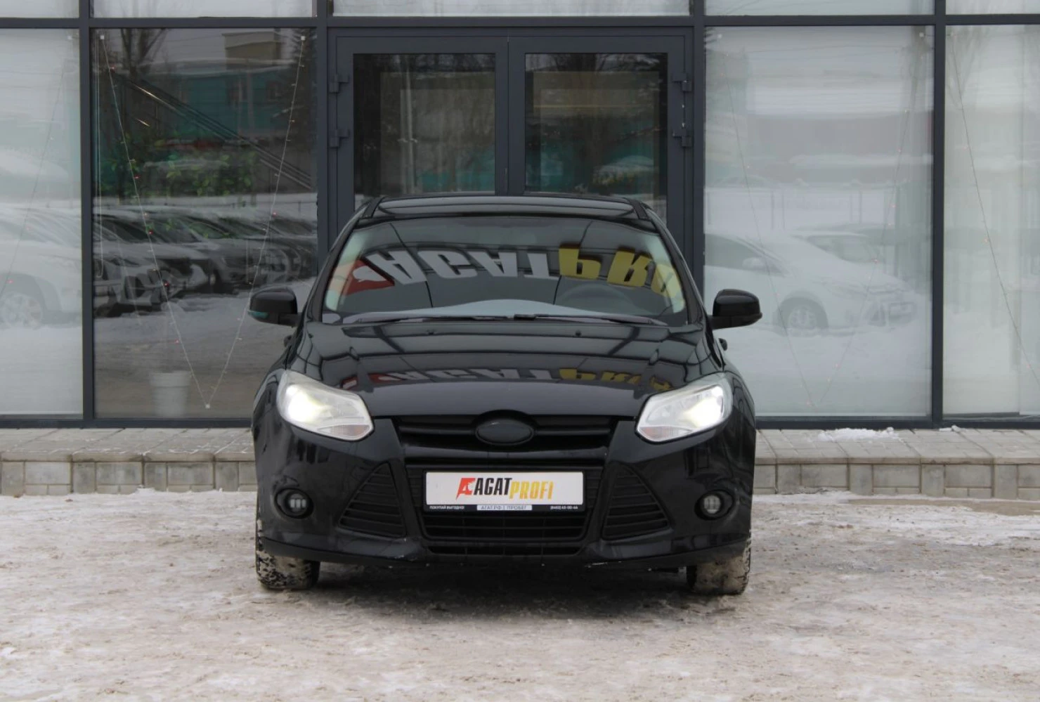 Фото автомобиля FORD FOCUS, 2011 — госномер У925РВ124. Цвет: ЧЕРНЫЙ
