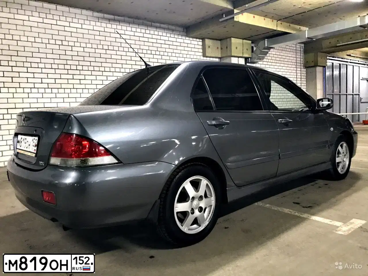 Фото автомобиля MITSUBISHI LANCER, 2007 — госномер А097УМ43. Цвет: СЕРЫЙ