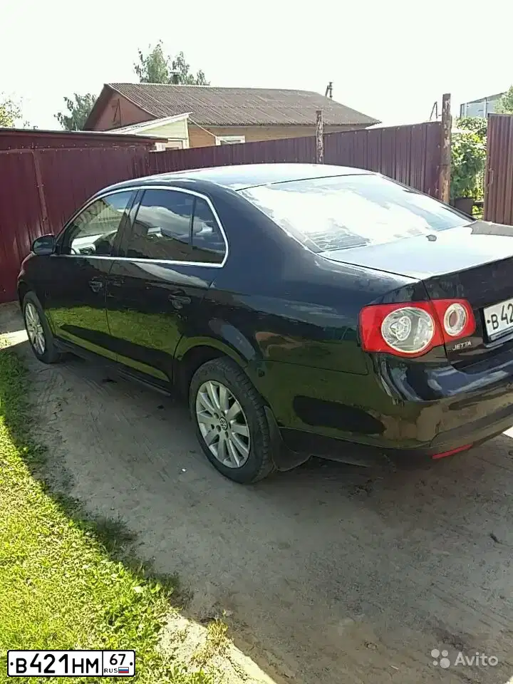 Фото автомобиля VOLKSWAGEN JETTA, 2005 — госномер Р288ВО40. Цвет: ЧЕРНЫЙ