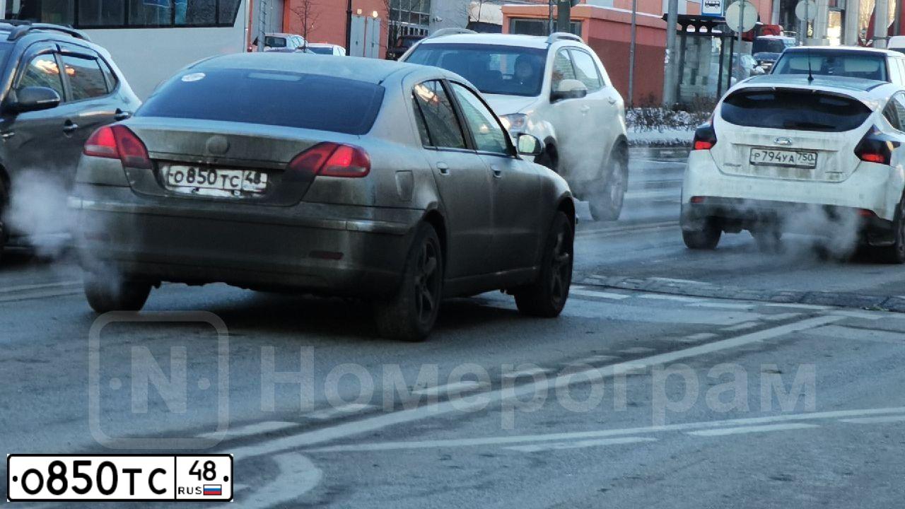 Фото автомобиля BRILLIANCE M 1 /ZHONGHUA/, 2008 — госномер О850ТС48. Цвет: Серебристый
