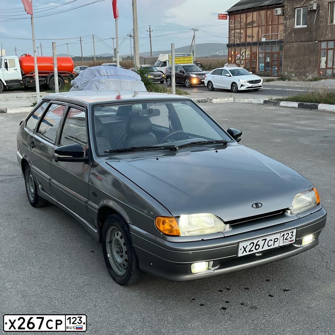 Фото автомобиля LADA 2114 SAMARA, 2007 — госномер Х267СР123. Цвет: СВЕТЛО-СЕРЕБ МЕТАЛЛ
