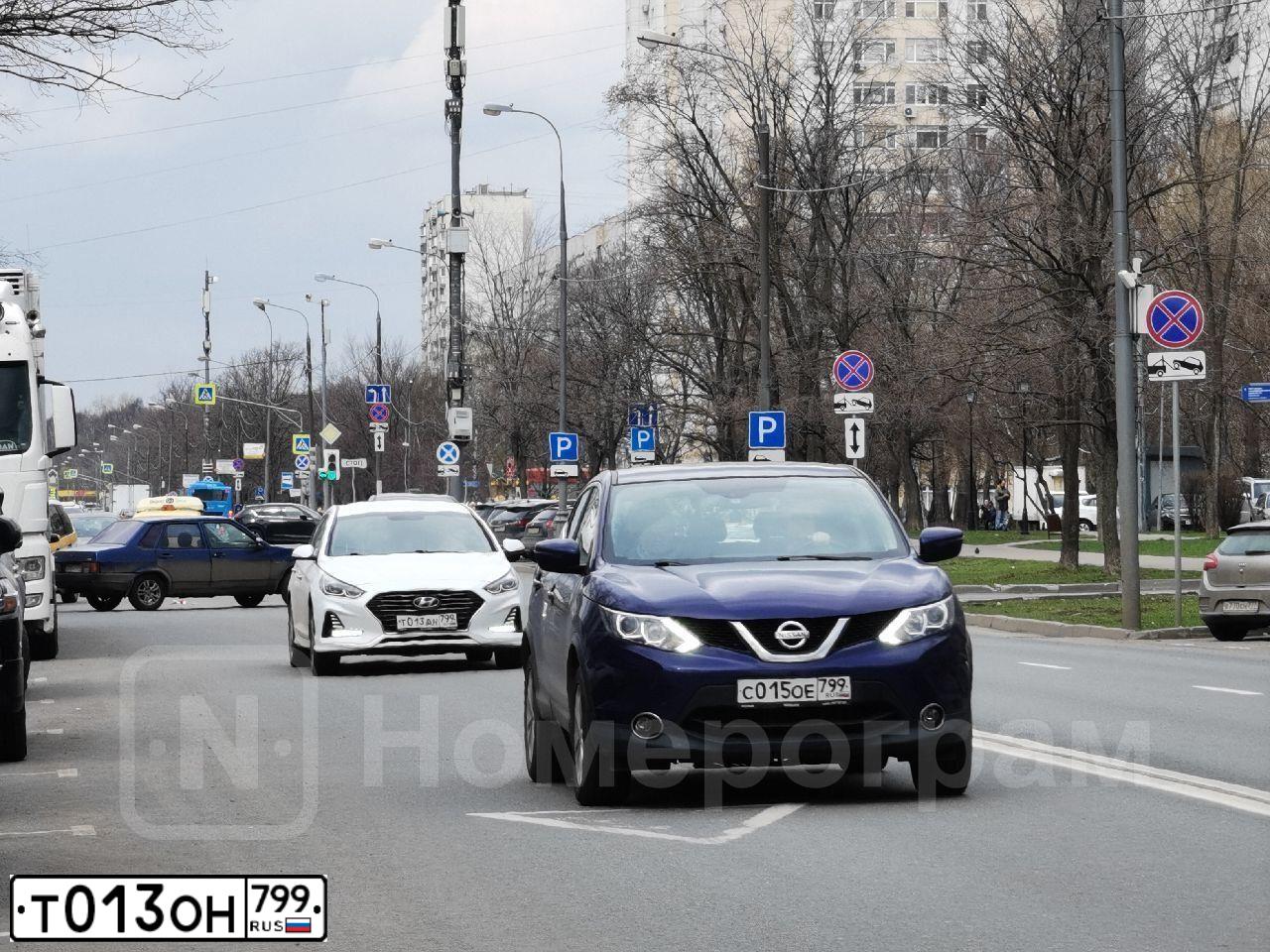 Фото автомобиля MERCEDES C-KLASSE, 2019 — госномер Т013ОН799. Цвет: Серебристый
