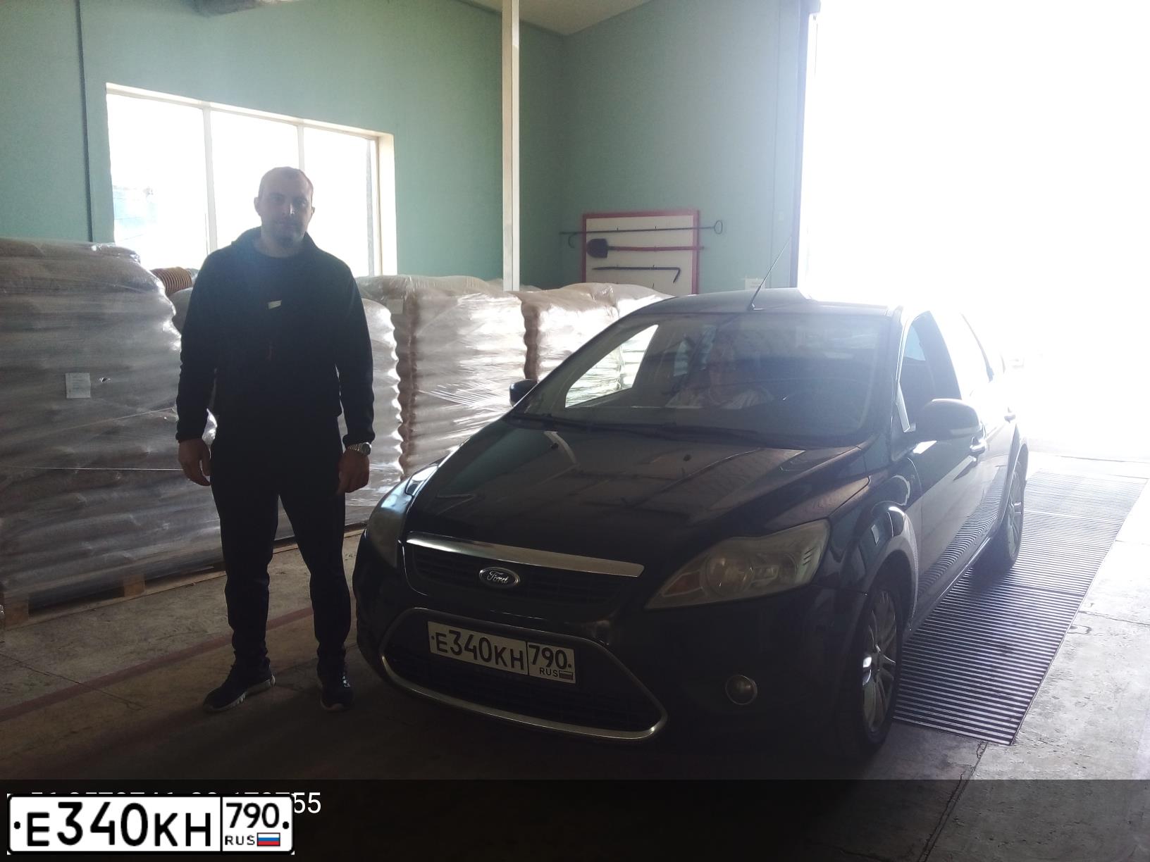 Фото автомобиля FORD FOCUS, 2008 — госномер Е340КН790. Цвет: ЧЕРНЫЙ