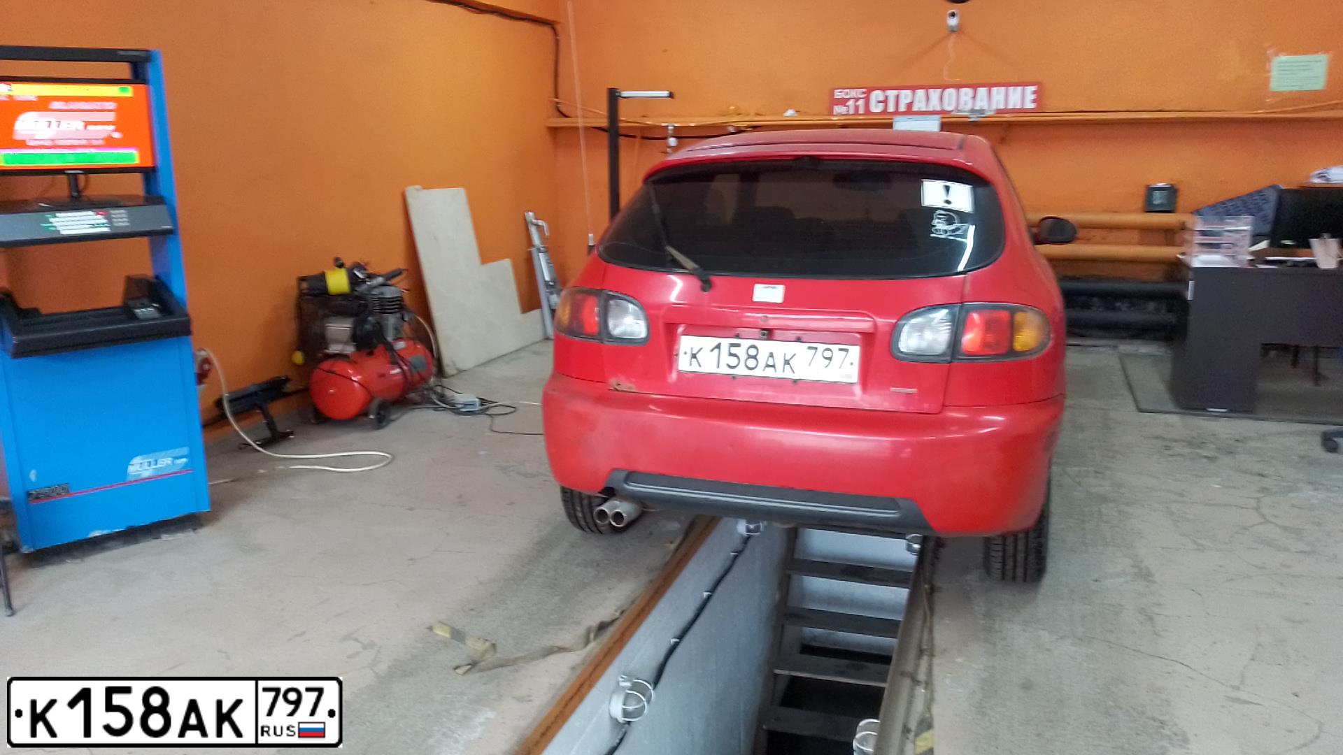 Фото автомобиля DAEWOO LANOS, 2000 — госномер А027КВ150. Цвет: Красный