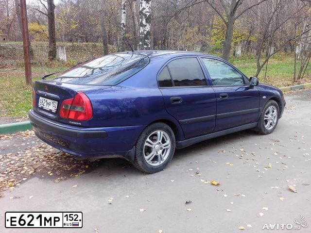 Фото автомобиля HYUNDAI I20, 2010. Цвет: ВИШНЕВЫЙ