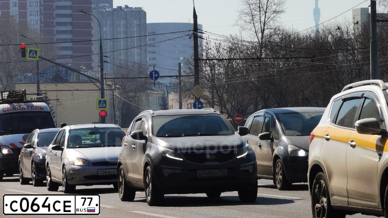 Фото автомобиля NISSAN QASHQAI, 2011 — госномер Х714АС65. Цвет: ЧЕРНЫЙ