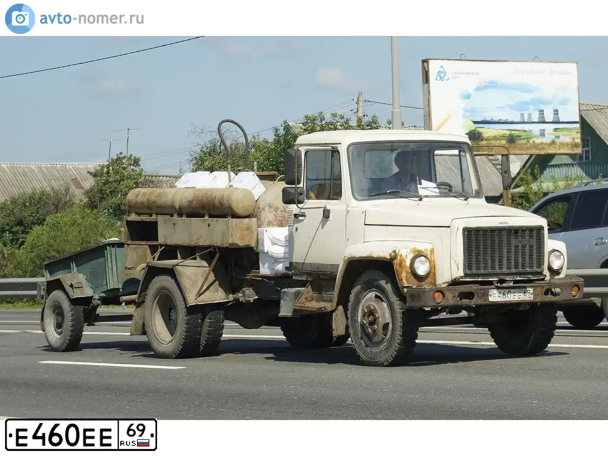 Фото автомобиля БЕЗ МАРКИ 381700, 2002 — госномер К150ТР69. Цвет: САФАРИ