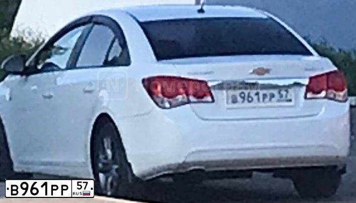 Фото автомобиля CHEVROLET CRUZE, 2012 — госномер В961РР57. Цвет: БЕЛЫЙ