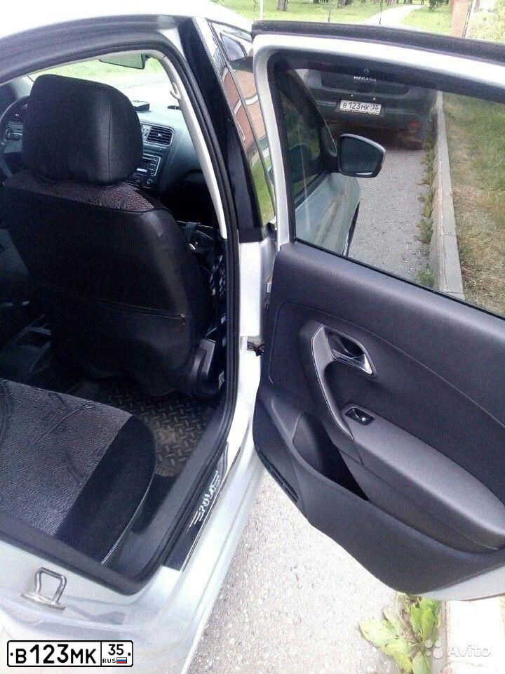 Фото автомобиля RENAULT MEGANE, 2013 — госномер Е619ВТ35. Цвет: ЧЕРНЫЙ