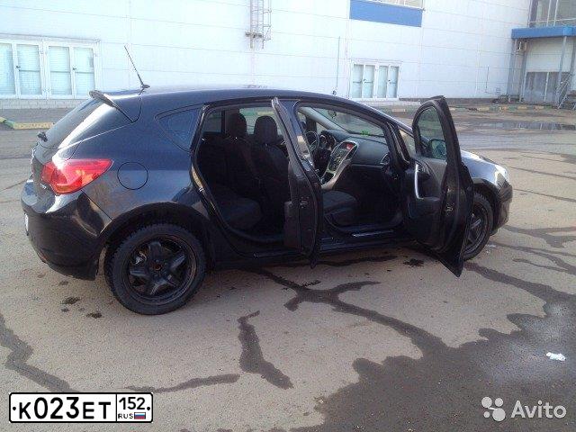 Фото автомобиля BMW SERIE 3, 2012 — госномер М764ТУ152. Цвет: СИНИЙ