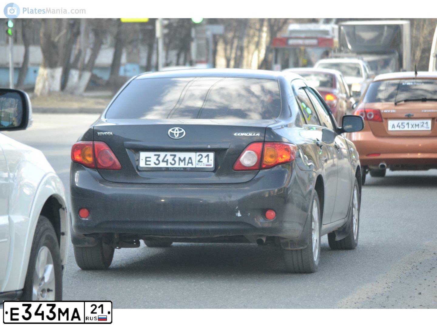 Фото автомобиля TOYOTA COROLLA, 2008 — госномер Е343МА21. Цвет: ЧЕРНЫЙ