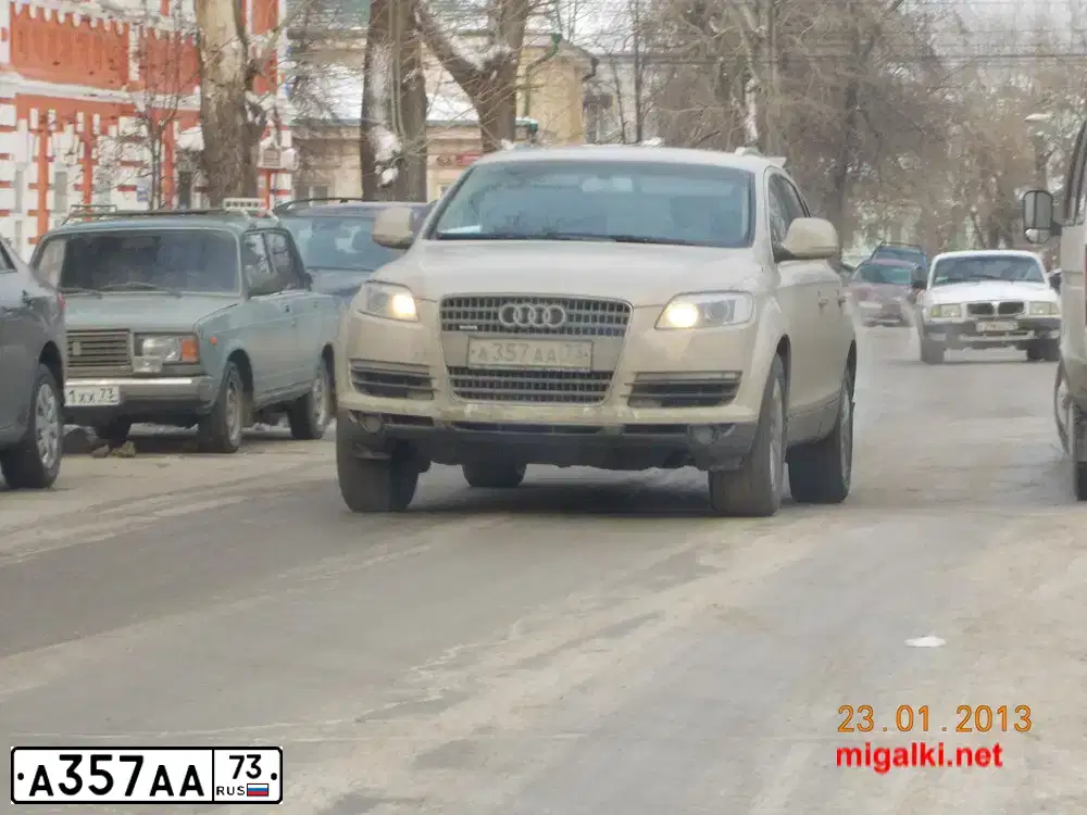 Фото автомобиля AUDI Q7, 2006 — госномер А357АА73. Цвет: БЕЖЕВЫЙ