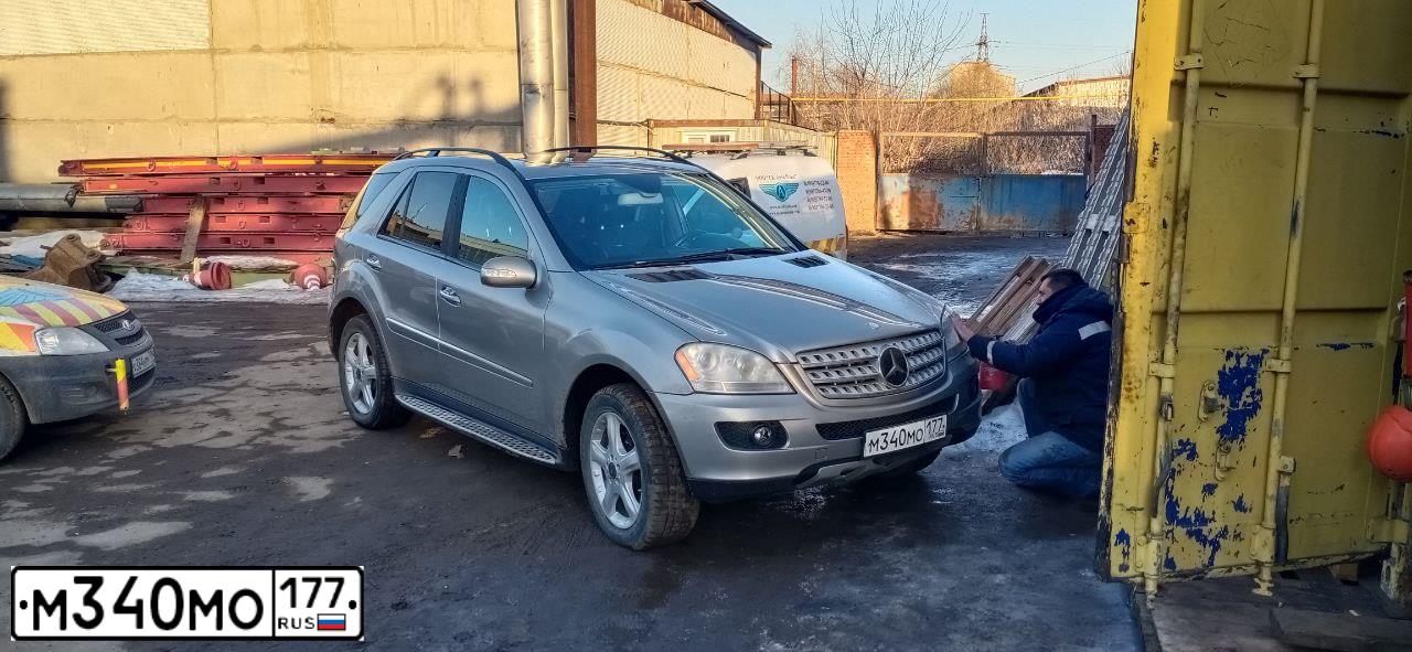 Фото автомобиля MERCEDES-BENZ ML/GLE, 2008 — госномер М774УВ33