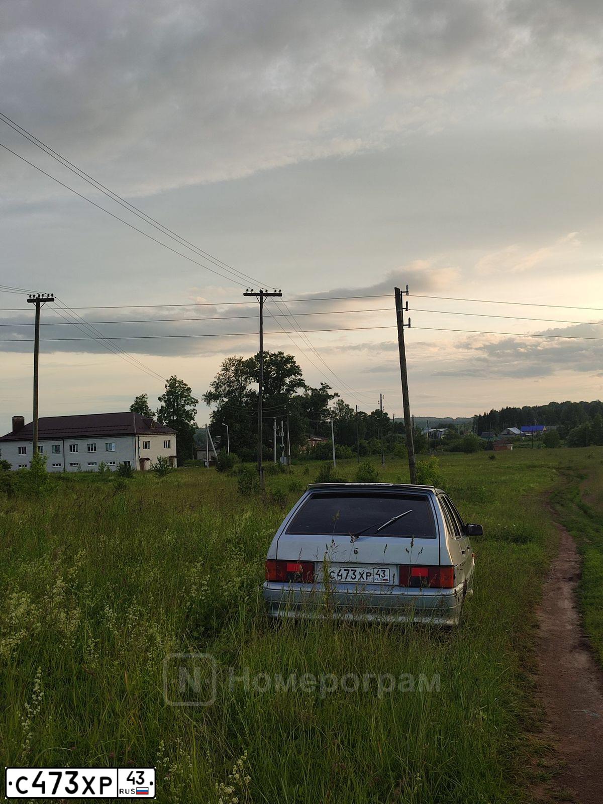 Фото автомобиля LADA 2114 SAMARA, 2005 — госномер С473ХР43. Цвет: СЕРЕБРИСТО-ЖЕЛТЫЙ