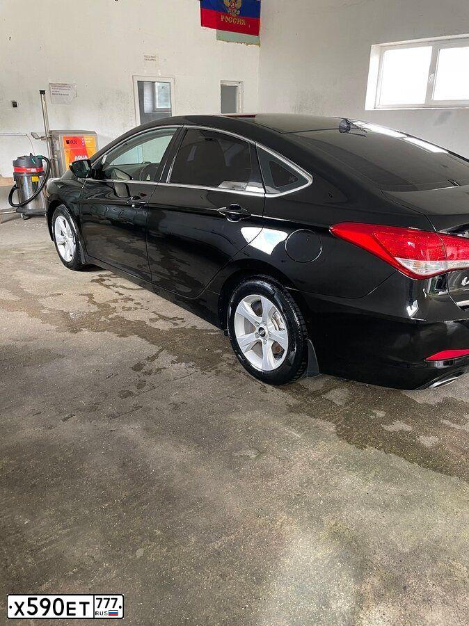 Фото автомобиля NISSAN ALMERA, 2006 — госномер Т339ОР197. Цвет: ЧЕРНЫЙ