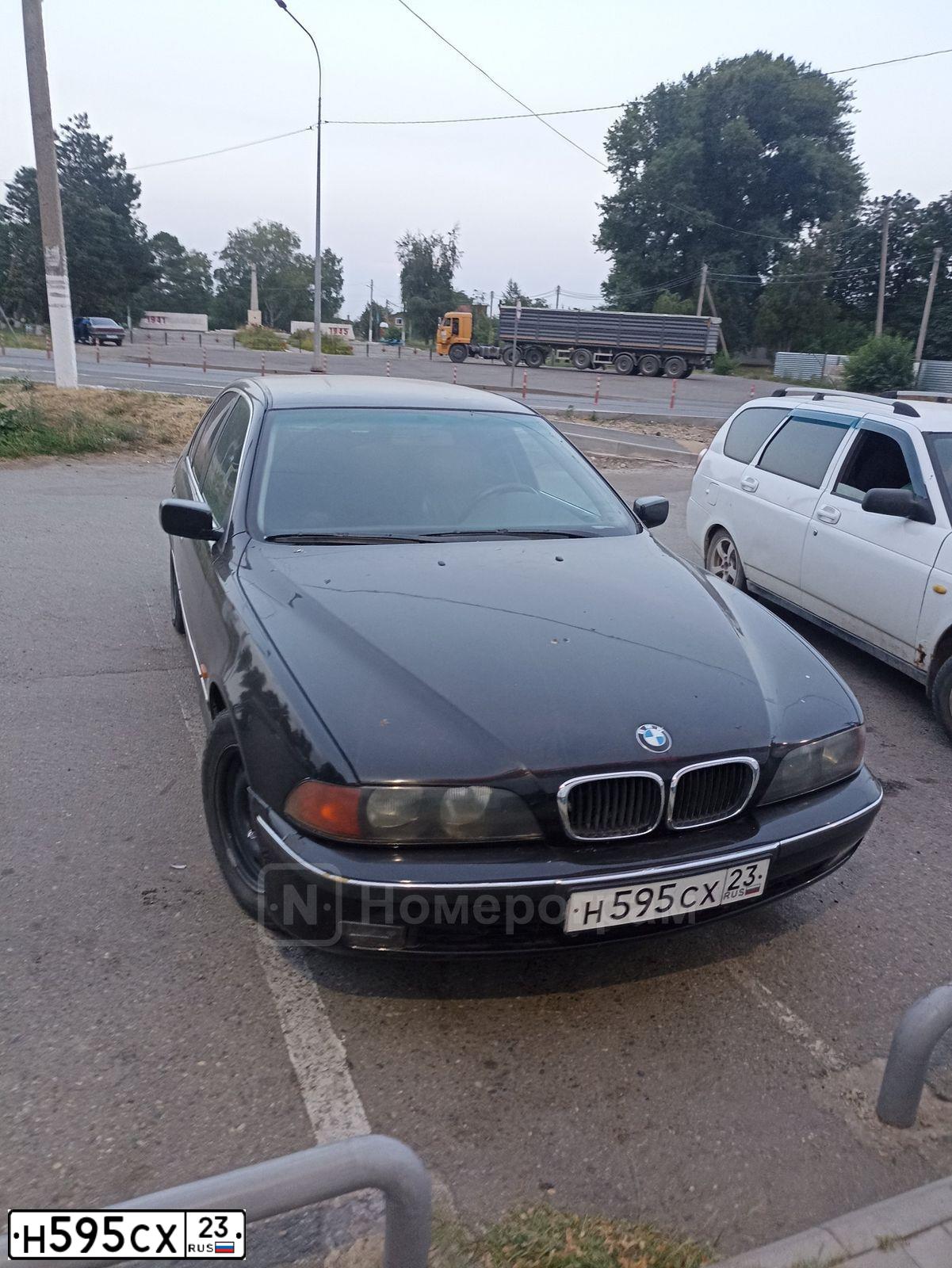 Фото автомобиля BMW SERIE 5, 1999 — госномер Н595СХ23. Цвет: ЧЕРНЫЙ