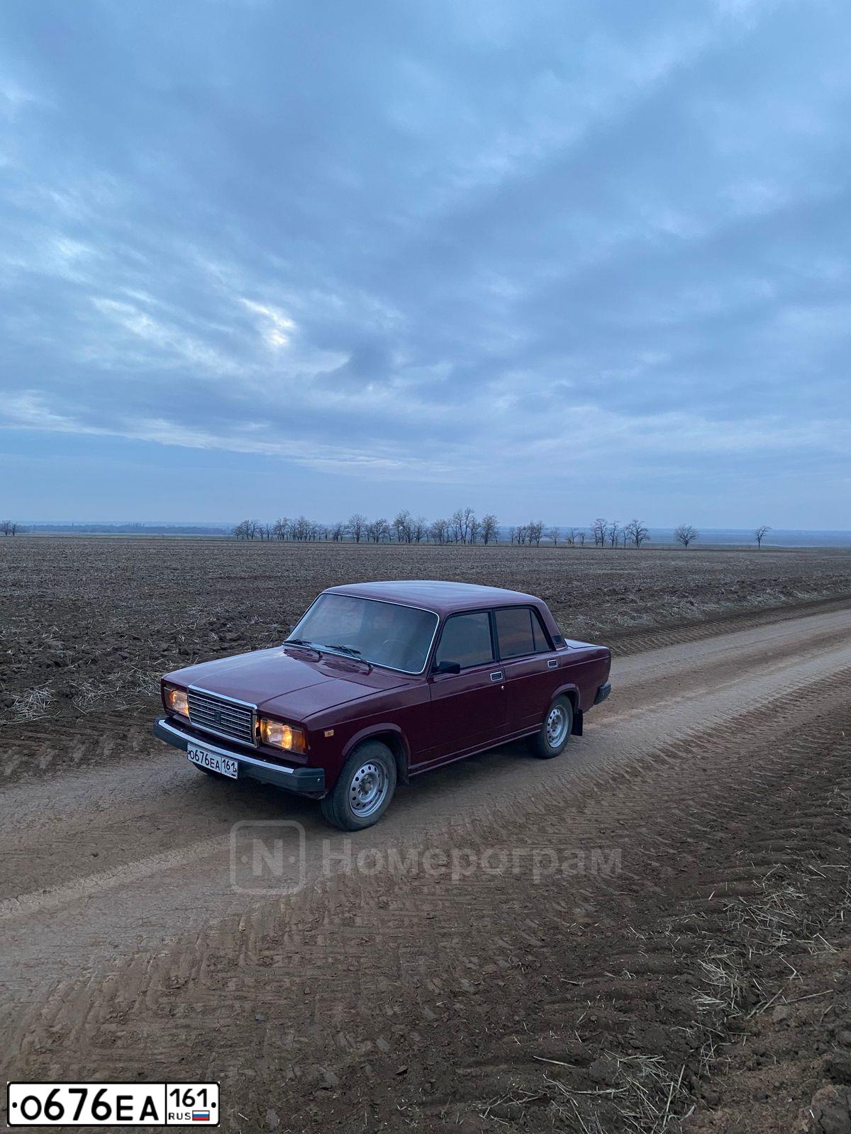 Фото автомобиля LADA 2107, 2002 — госномер О676ЕА161. Цвет: Т.БОРДОВЫЙ