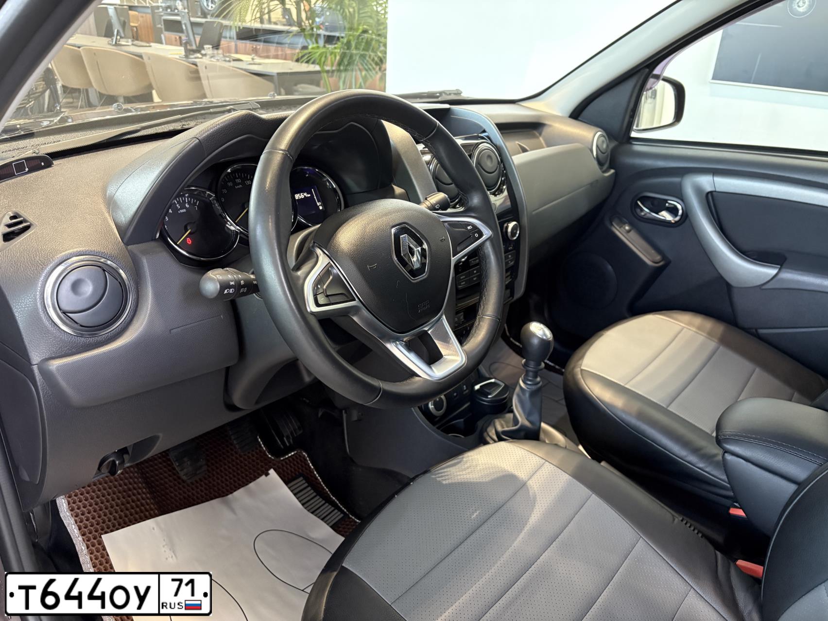 Фото автомобиля RENAULT DUSTER, 2019 — госномер Т644ОУ71. Цвет: ТЕМНО-КОРИЧНЕВЫЙ