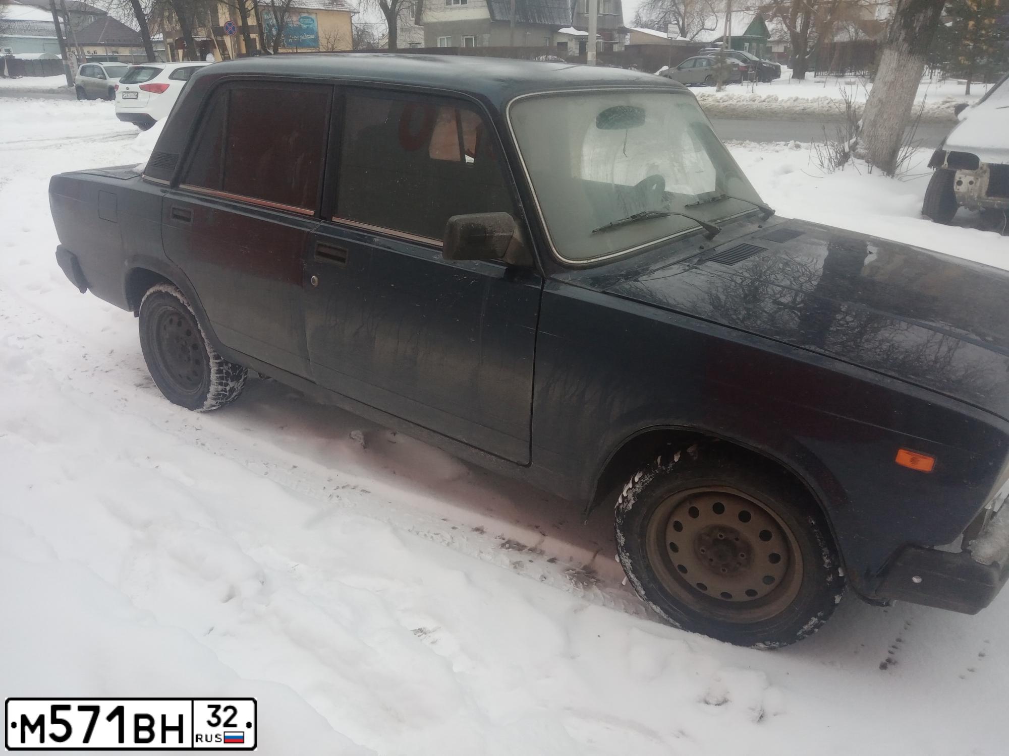 Фото автомобиля LADA 2107 LADA, 2011 — госномер Р616РЕ40. Цвет: синий