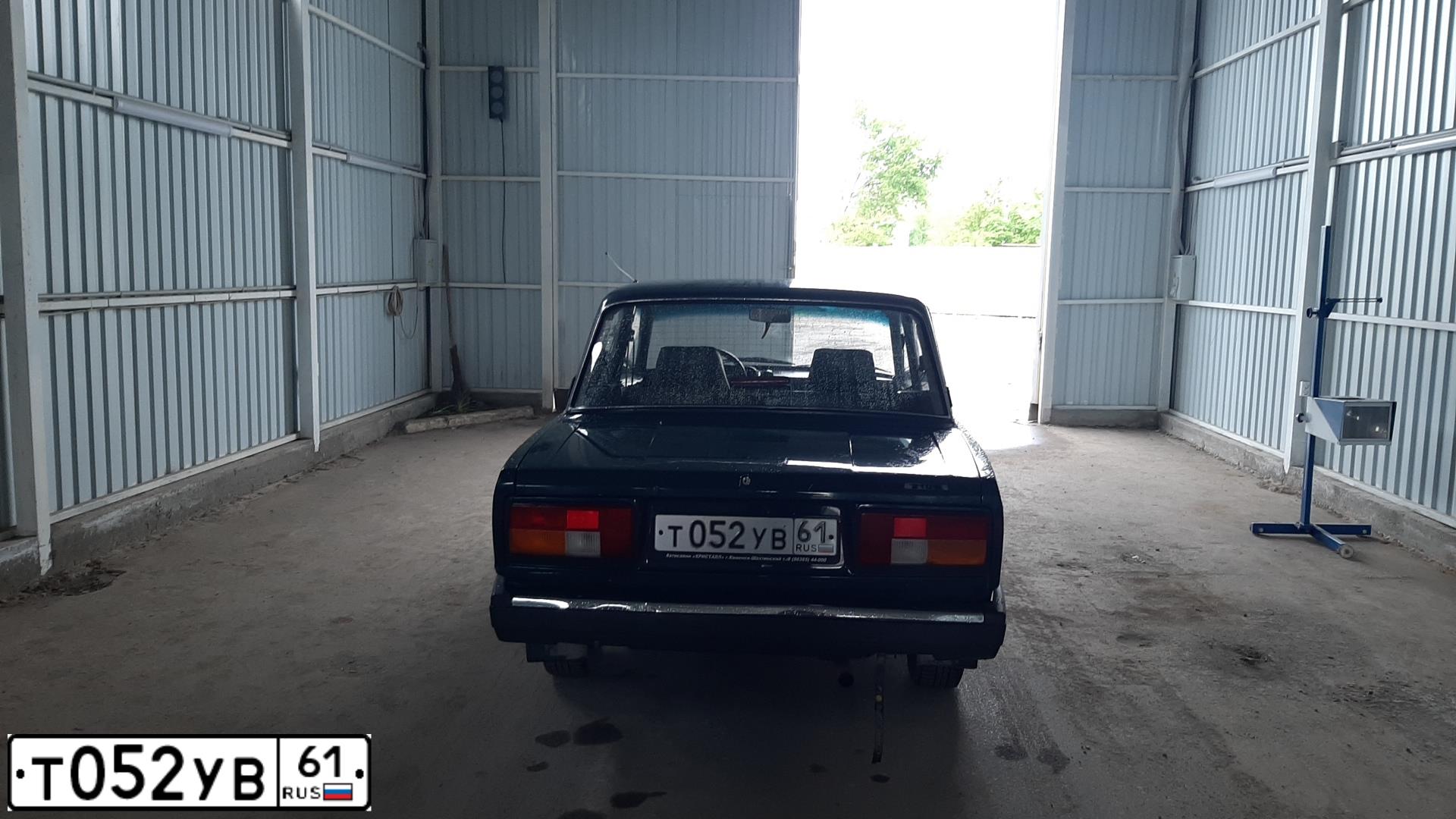 Фото автомобиля LADA 2105, 2006 — госномер Т052УВ61. Цвет: ТЕМНО-ЗЕЛЕНЫЙ