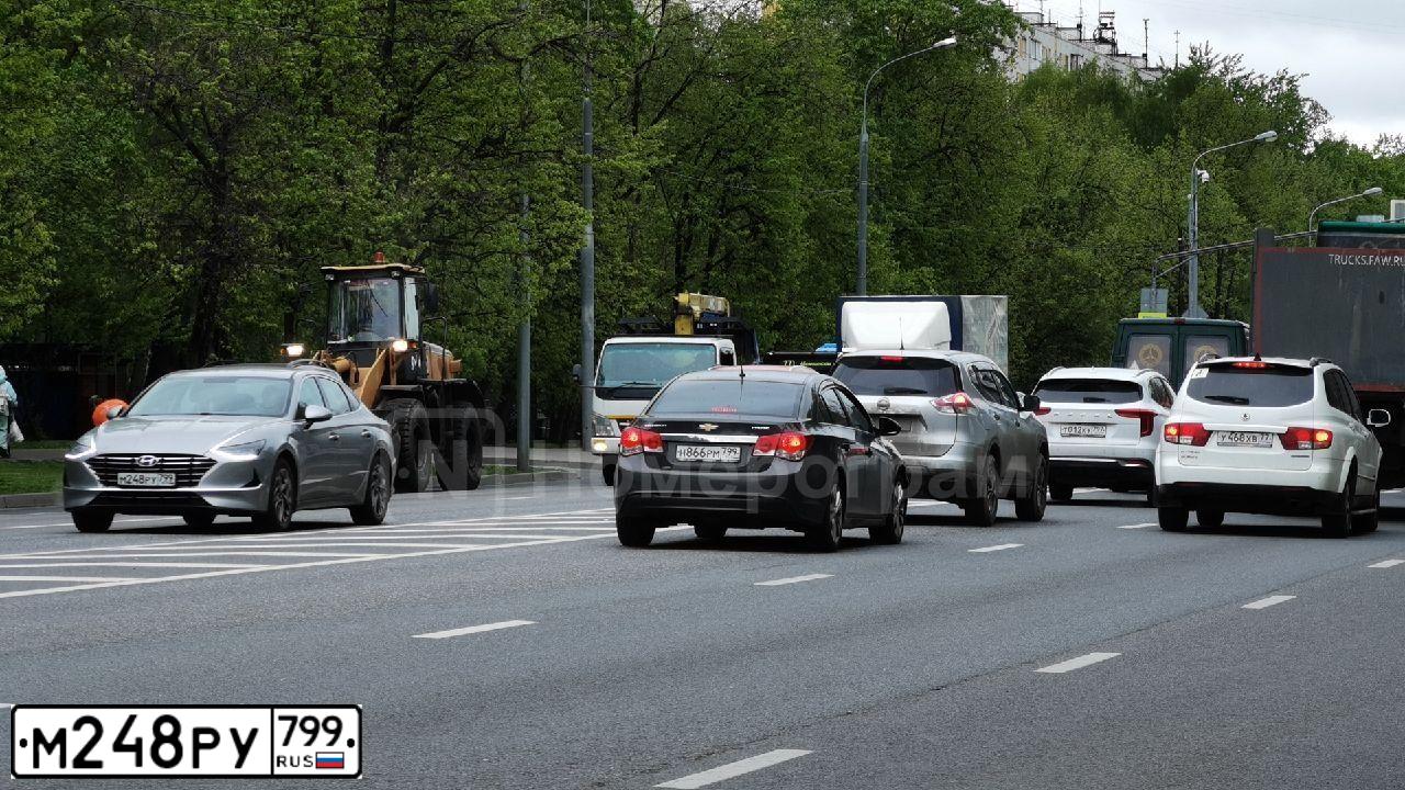 Фото автомобиля HYUNDAI SONATA, 2020 — госномер Т912ВЕ977. Цвет: СВЕТЛО СЕРЫЙ