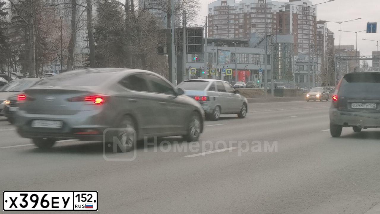Фото автомобиля HYUNDAI SOLARIS, 2012 — госномер У782ВТ152. Цвет: ЧЕРНЫЙ